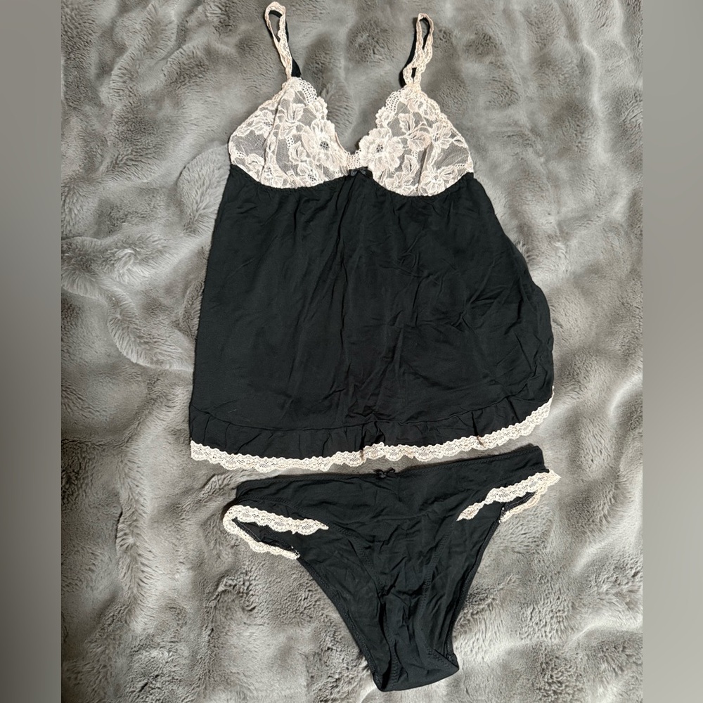 Victoria's Secret Black and Cream Lace Chemise Set